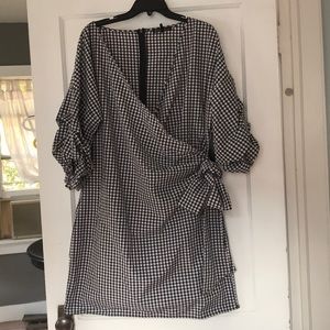 Cute Gingham Dress!